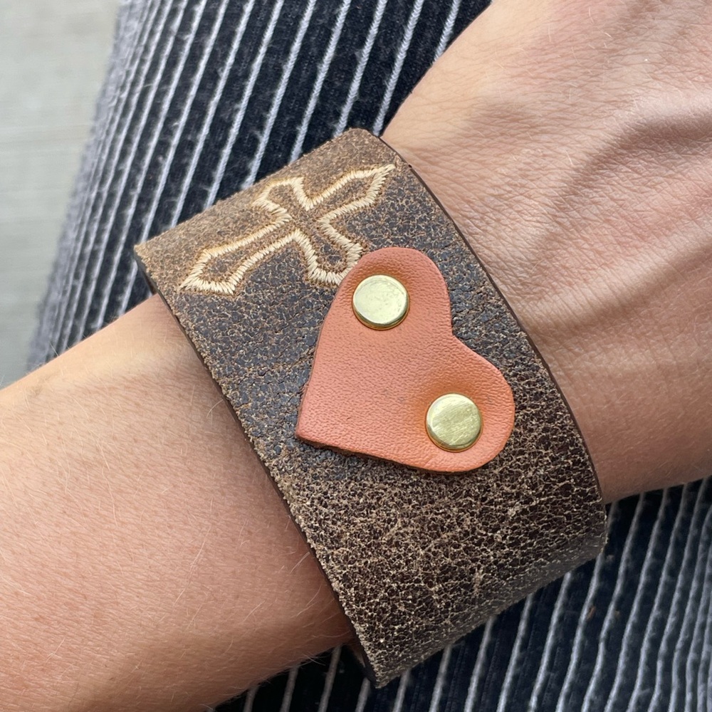 Brown Leather Heart Bracelet